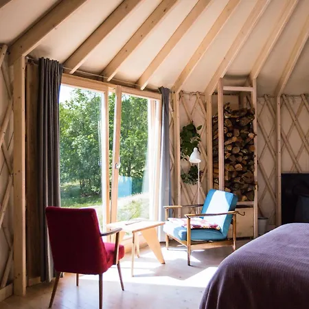 خيمة فخمة Kryjowka - Jurty Ukryte Wsrod Zieleni *