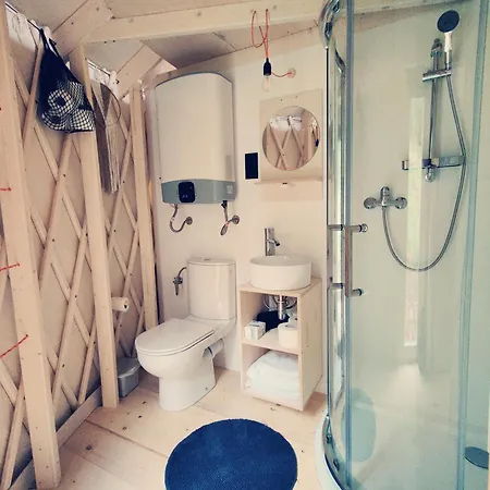 Kryjowka - Jurty Ukryte Wsrod Zieleni خيمة فخمة