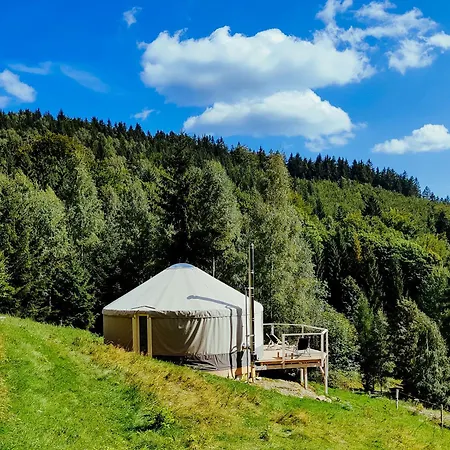 Luxury tent Kryjowka - Jurty Ukryte Wsrod Zieleni