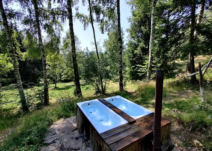 Kryjowka - Jurty Ukryte Wsrod Zieleni * Leszczyniec