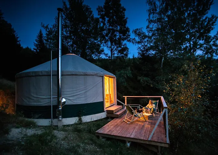 Luxusní stan Kryjowka - Jurty Ukryte Wsrod Zieleni Leszczyniec