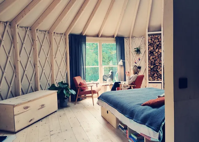 Kryjowka - Jurty Ukryte Wsrod Zieleni Luxusní stan