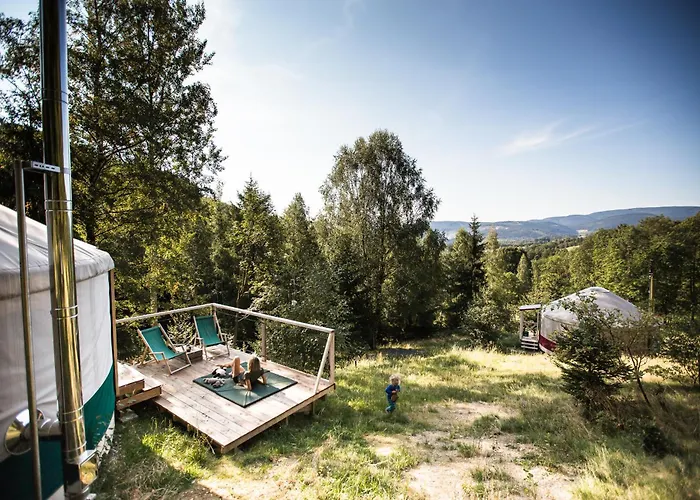 Kryjowka - Jurty Ukryte Wsrod Zieleni