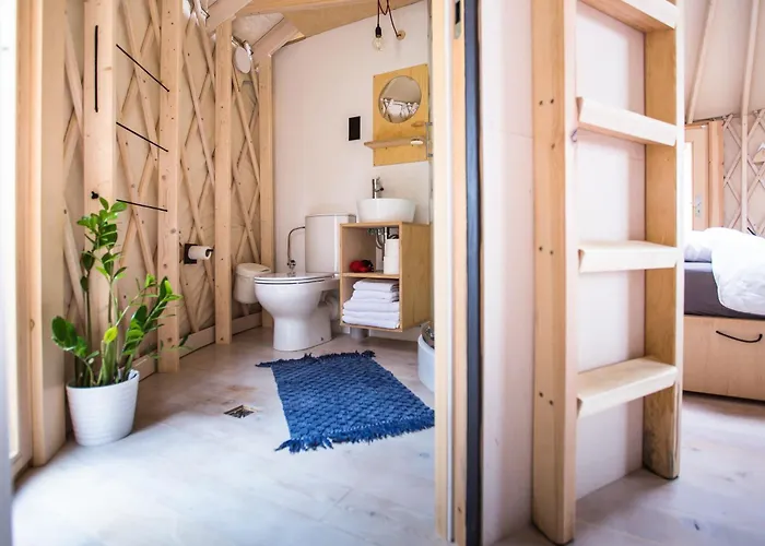 Luxusní stan Kryjowka - Jurty Ukryte Wsrod Zieleni