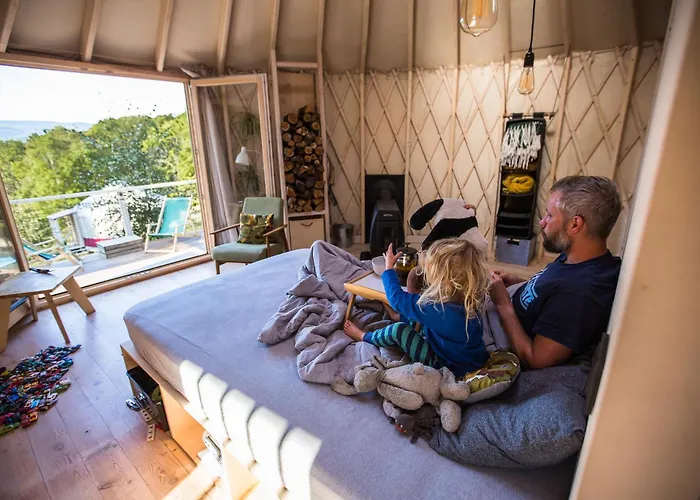 Kryjowka - Jurty Ukryte Wsrod Zieleni